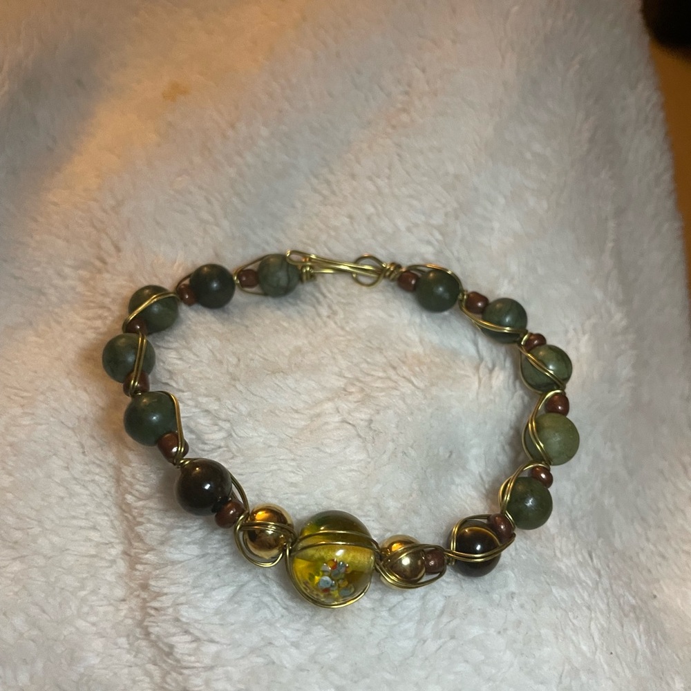 Handcrafted Green and Gold Beaded Bracelet